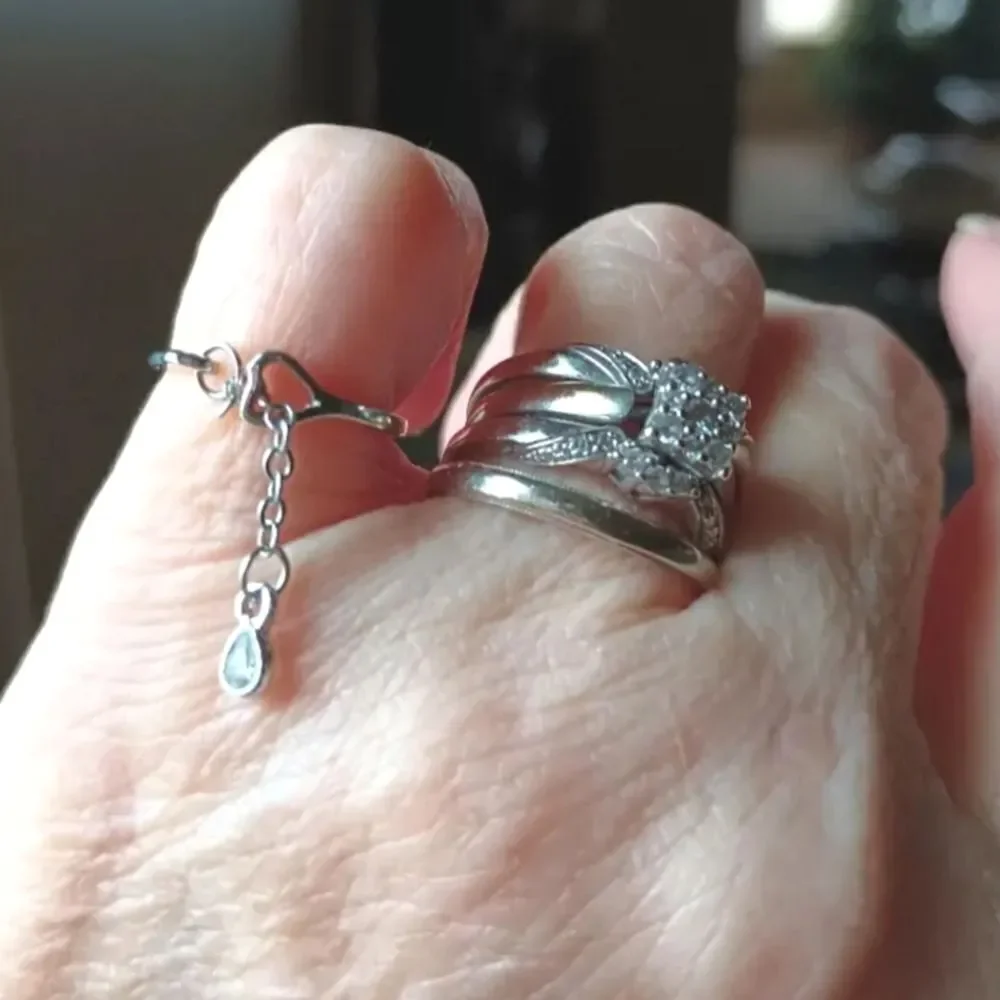 Retro water drop pinky/knuckle ring